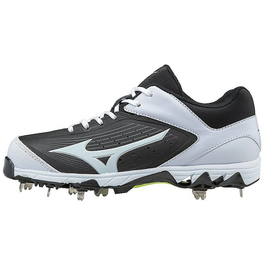 Mizuno 9-Spike Swift 5 Womens Metal Softball Cleat